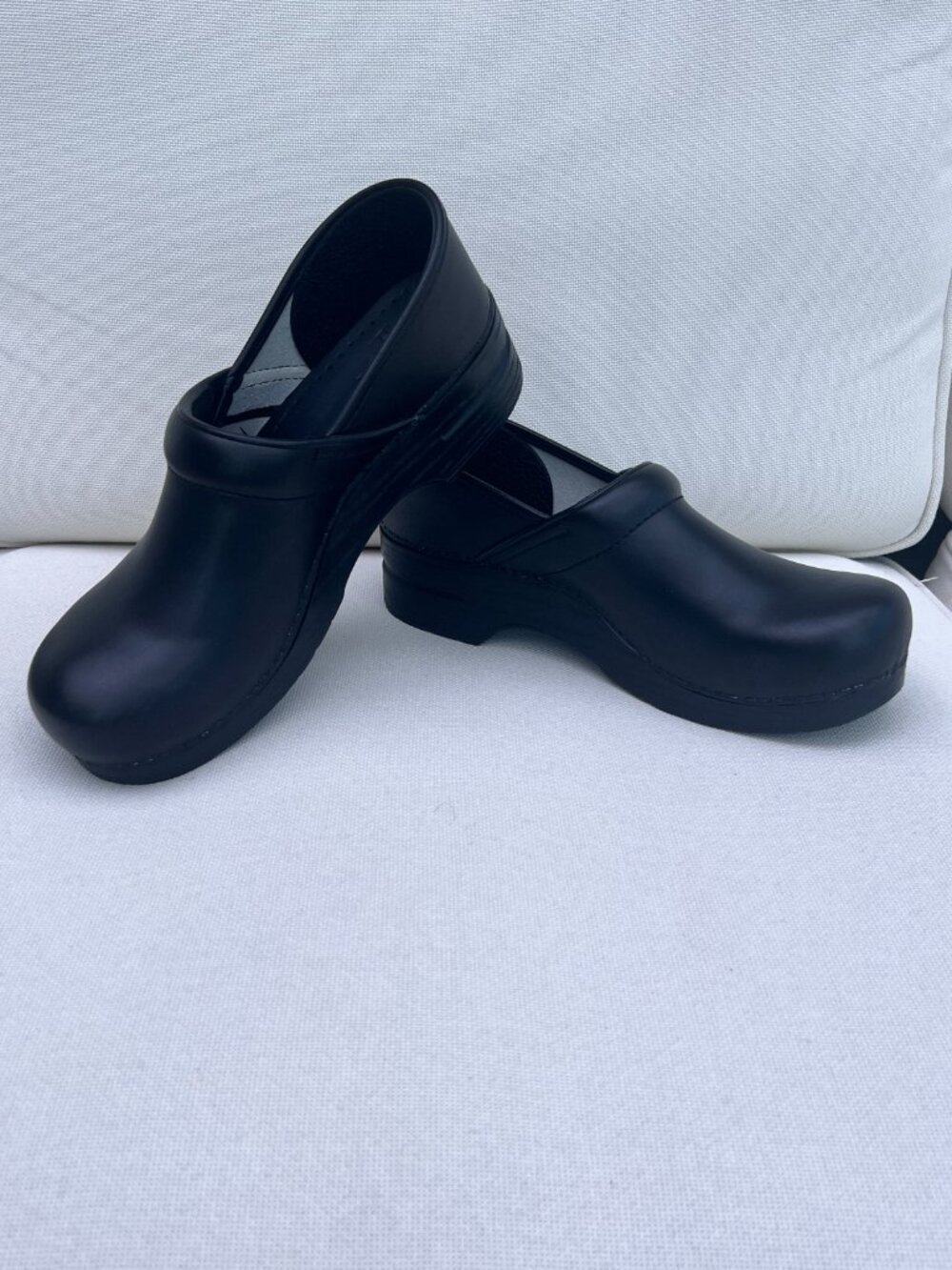 Dansko Professional Black Leather Clogs - Excellent Condition 43EU / 9.5-10 Mens